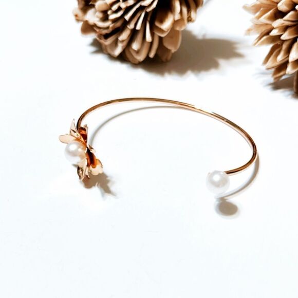 Flower cuff bracelet M153 - Picture 6 of 7